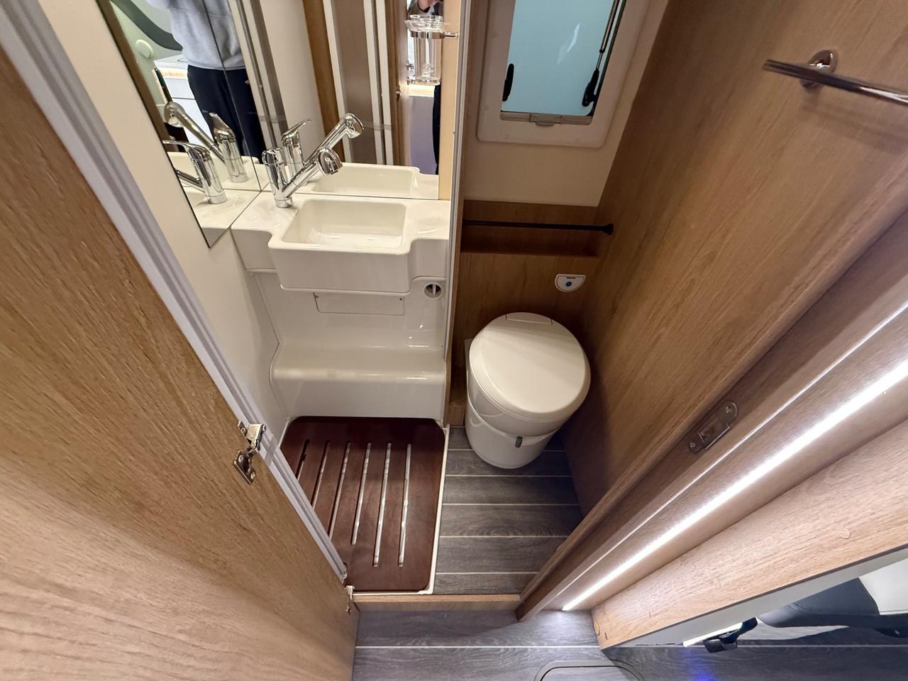 ROLLER TEAM ZEFFIRO 285 XT 6.99 5 POSTI OMOLOGATI