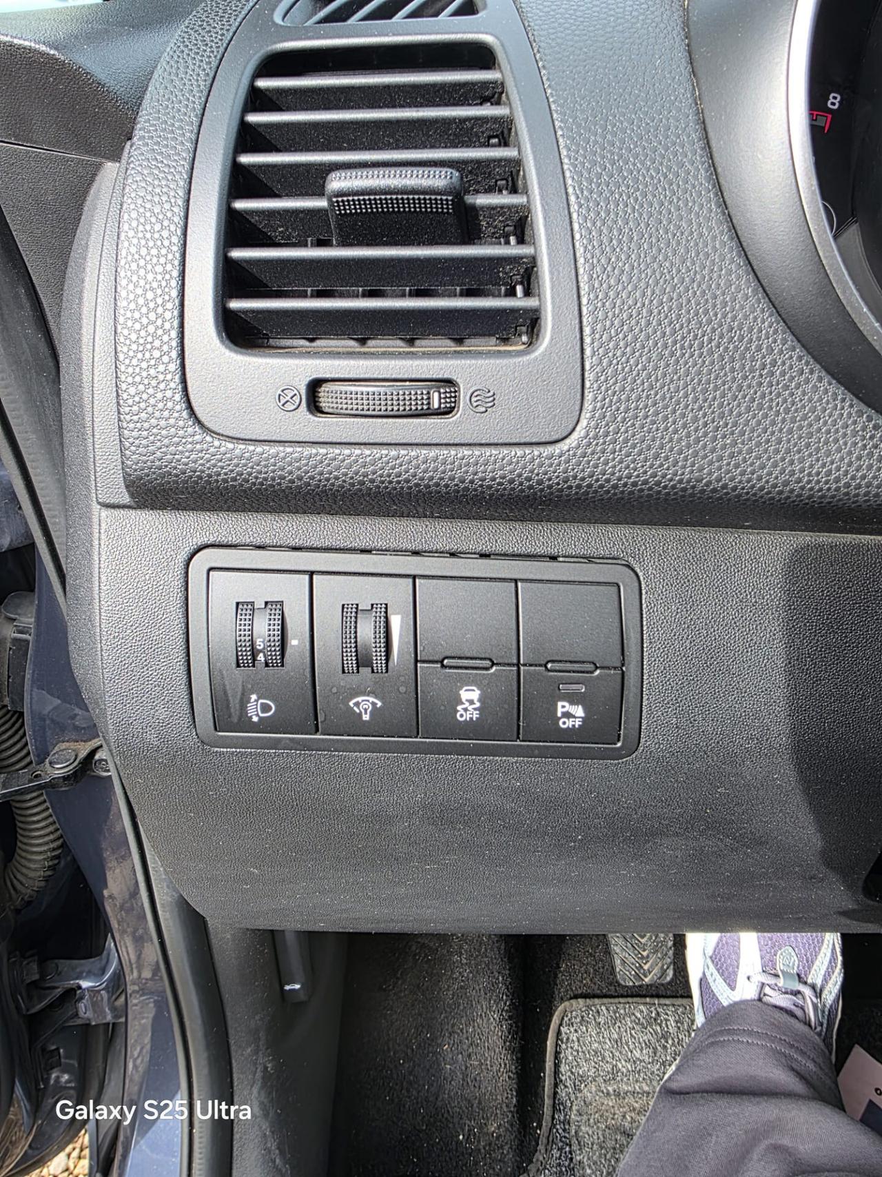 Kia Venga 1.4 EcoGPL Cool 10/2016 CRONO CASA MADRE