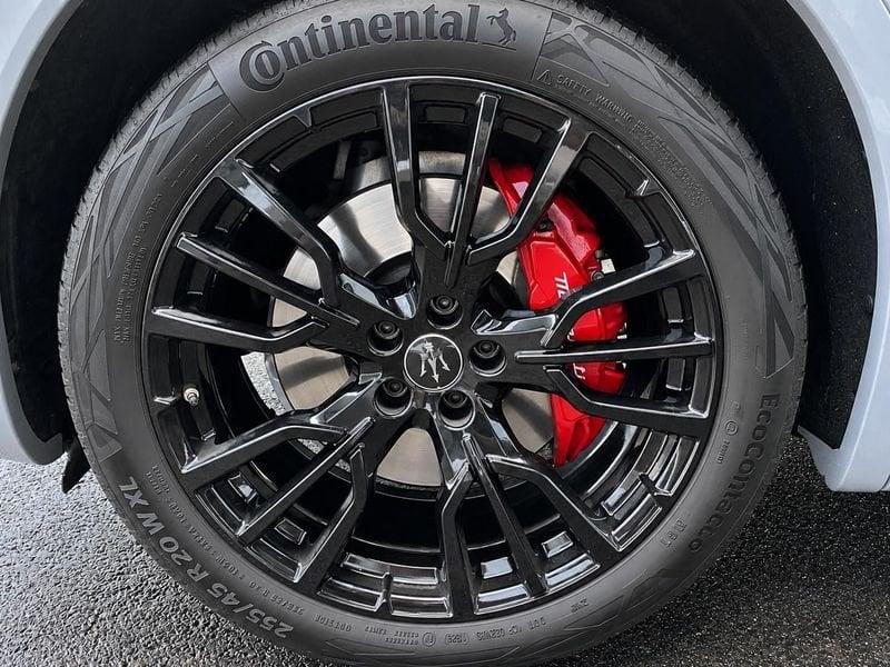 Maserati Grecale 2.0 mhev AWD Modena autom. 330 CV