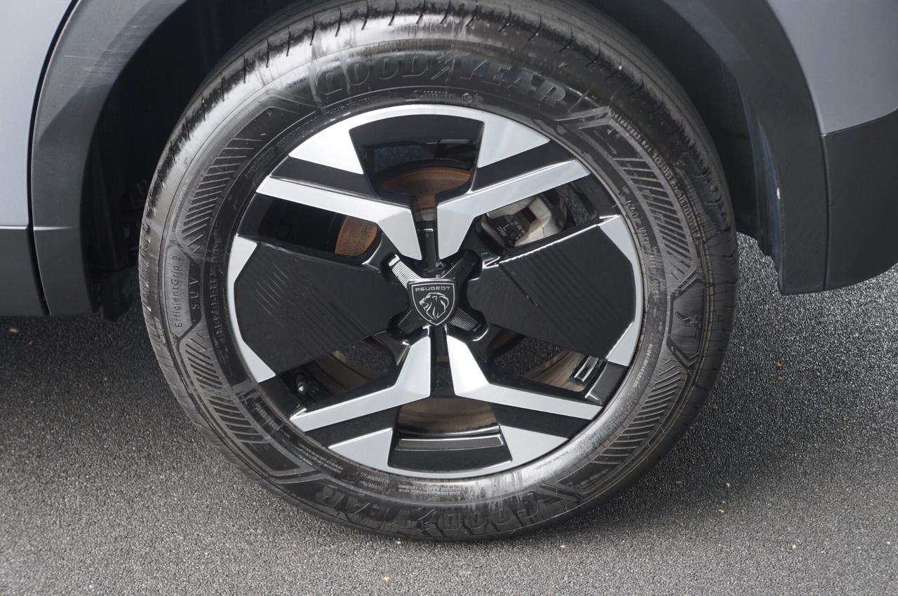 Peugeot 2008 PureTech 100 S&S Allure 360°