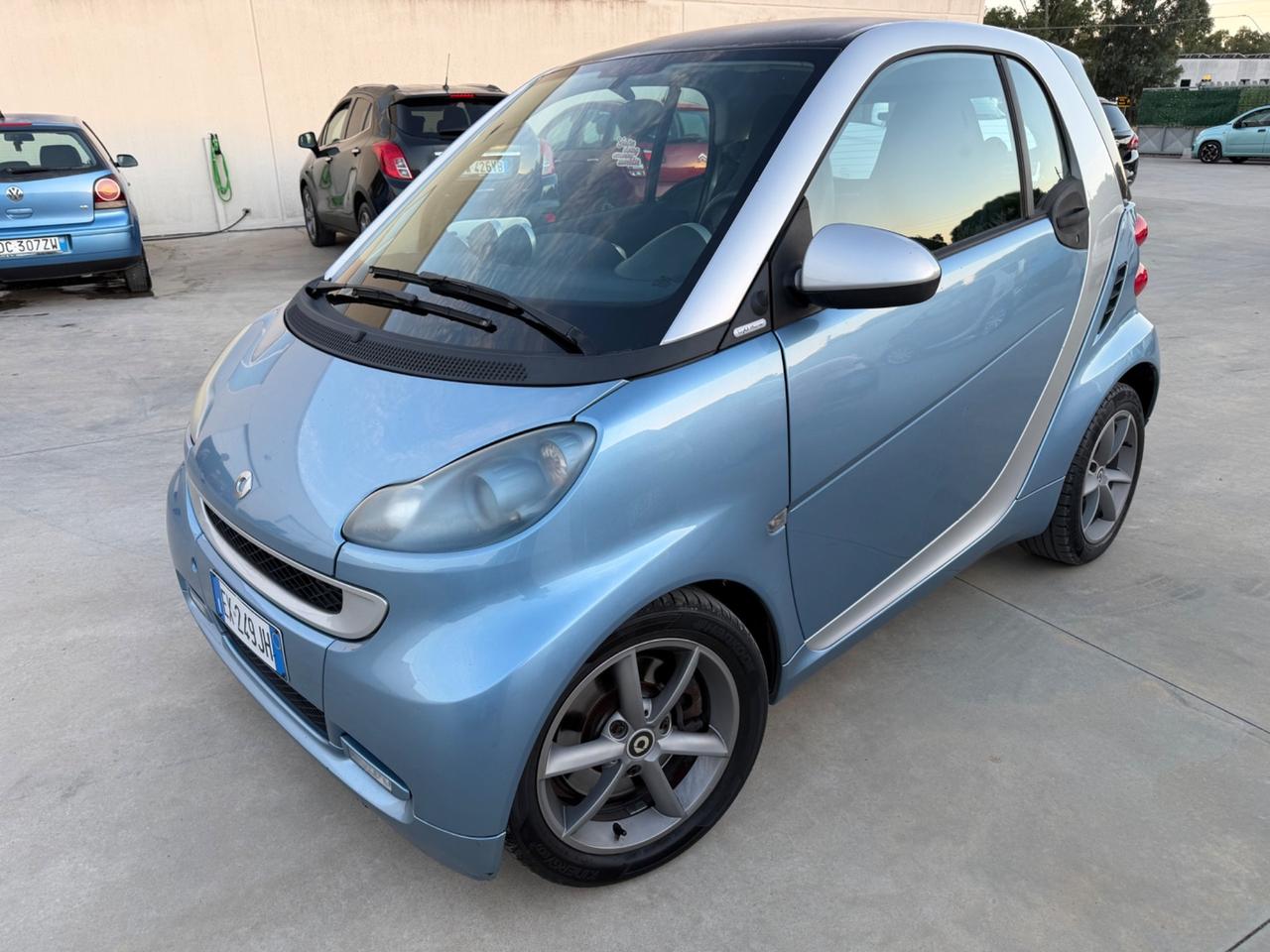 Smart ForTwo 1000 52 kW coupé passion 2013