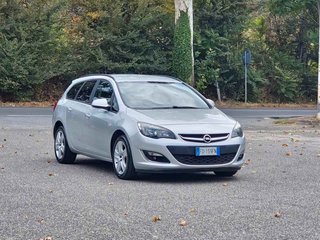 Opel Astra 1.4 Turbo 140CV Sports Tourer GPL Tech Elective 2016-E6 Manuale