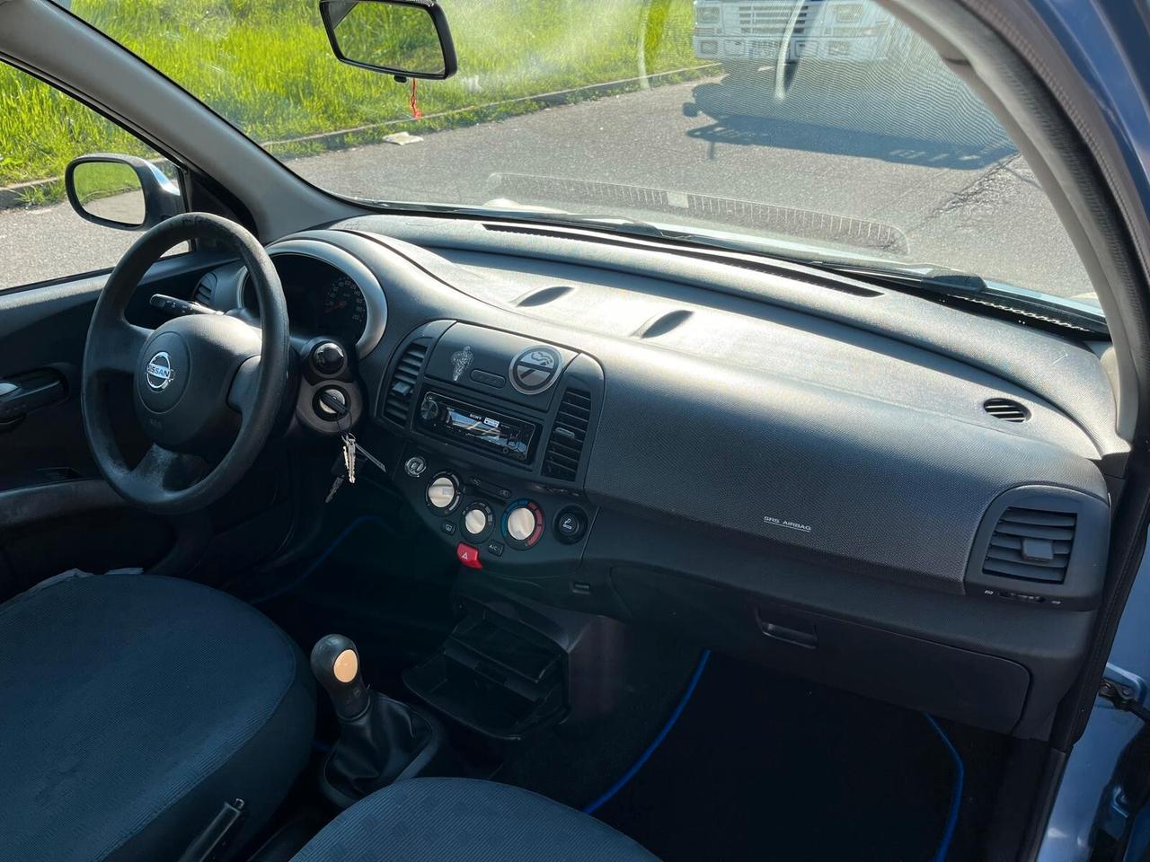 Nissan Micra 1.0 16V 5 porte Visia