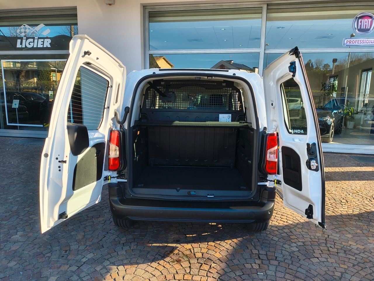 Opel Combo 5 posti autocarro