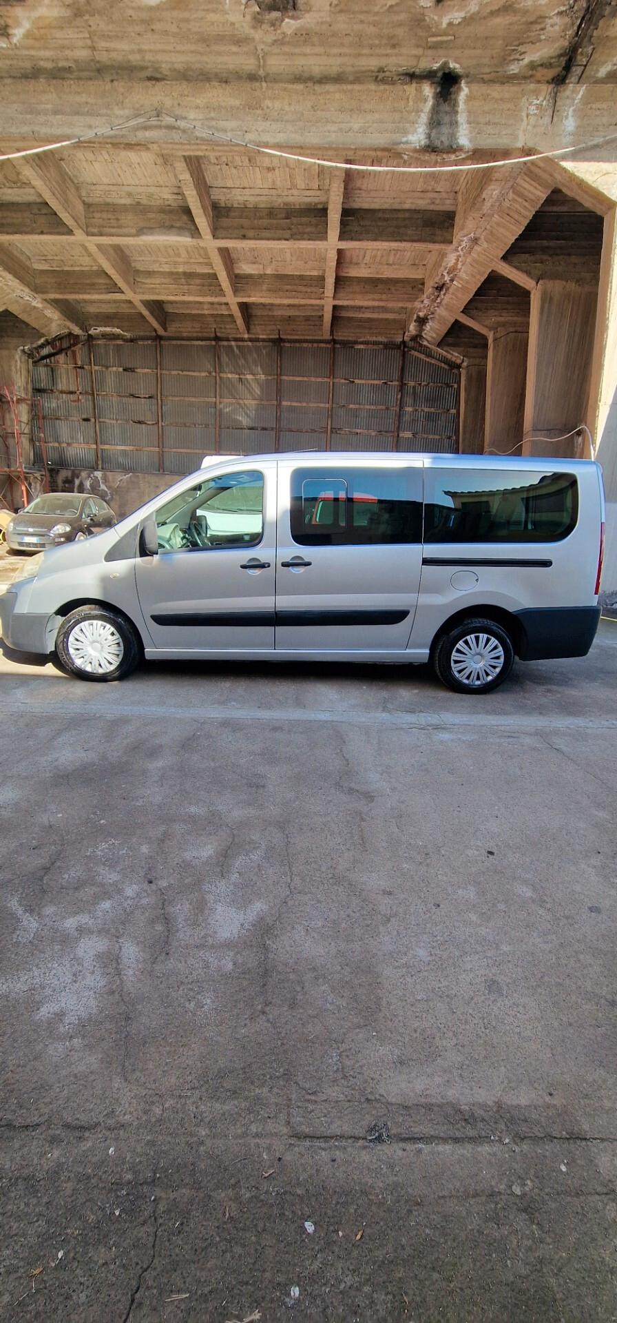 Fiat Scudo 2.0 MJT vetrato 9 posti (N1)