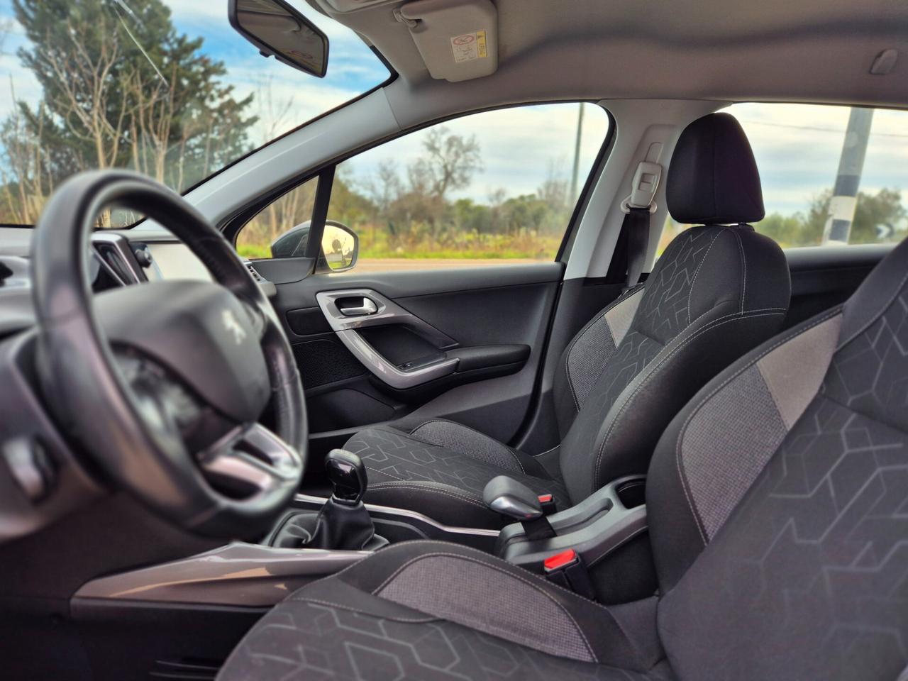 Peugeot 2008 BlueHDi Active 1.6 99CV