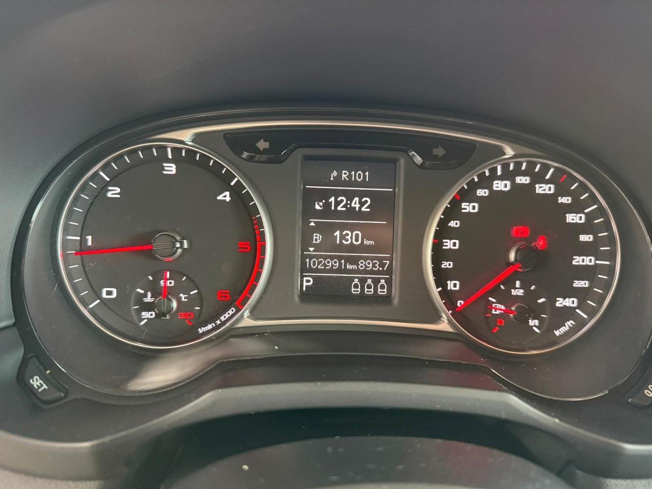 Audi A1 1.6 TDI S tronic line edition plus