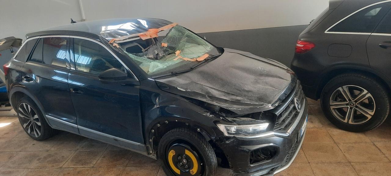 Volkswagen T-Roc cc16 116cv tdi anno 2019