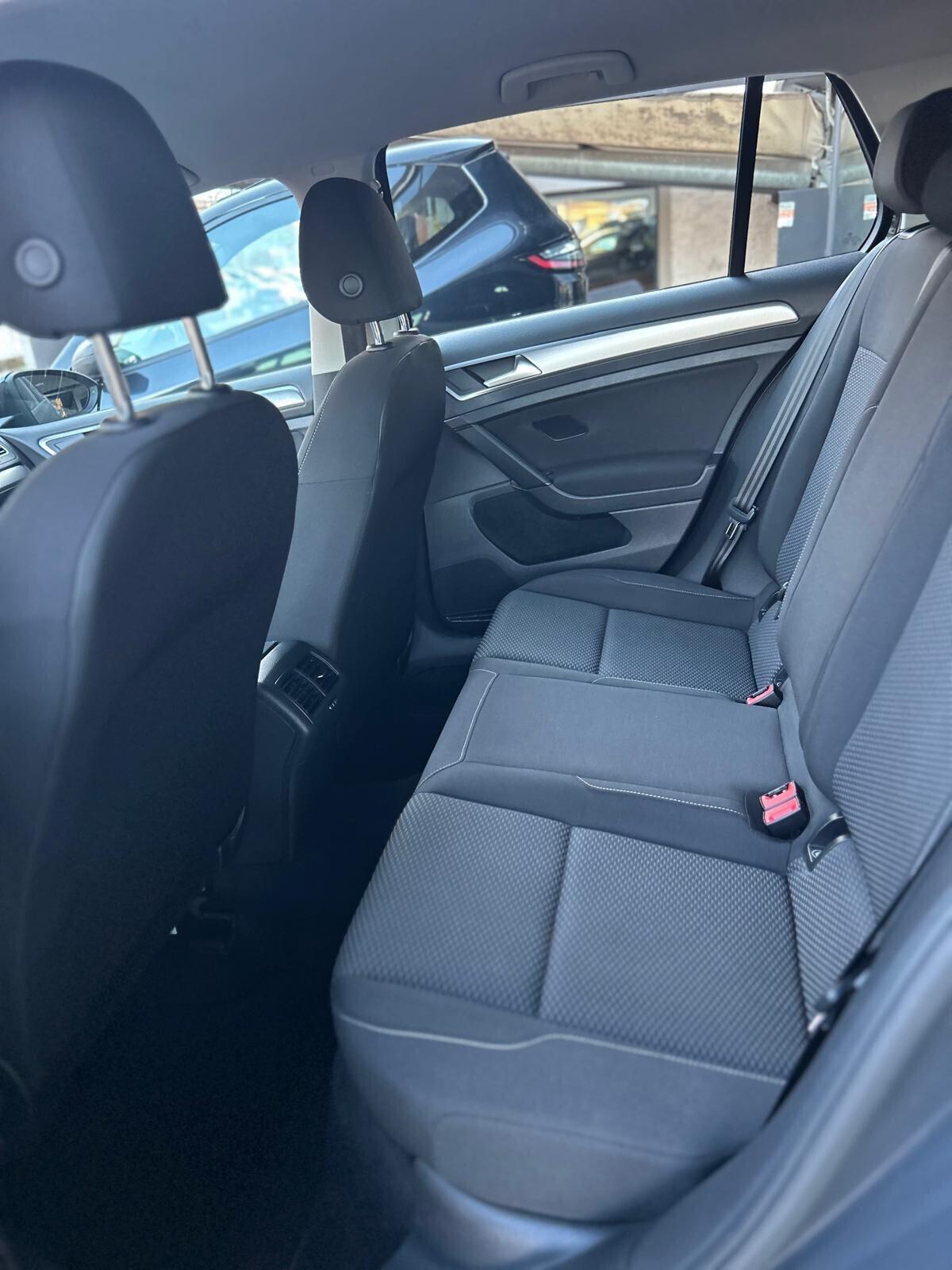 Volkswagen Golf 1.6 TDI 90 CV 5p. Trendline BlueMotion Technology