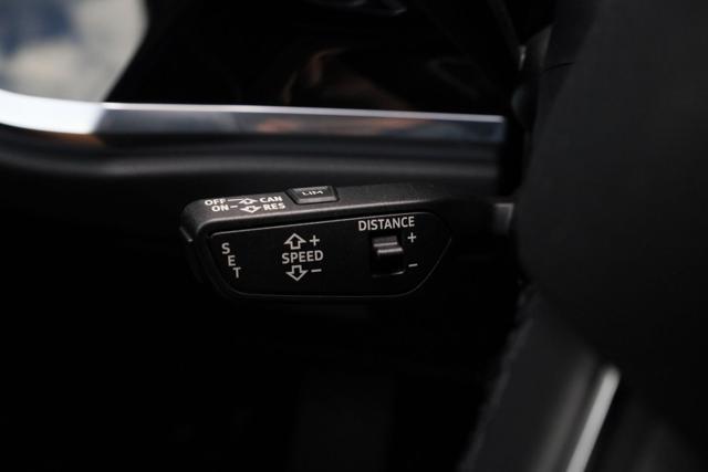AUDI Q3 35 TFSI S tronic Business Advanced