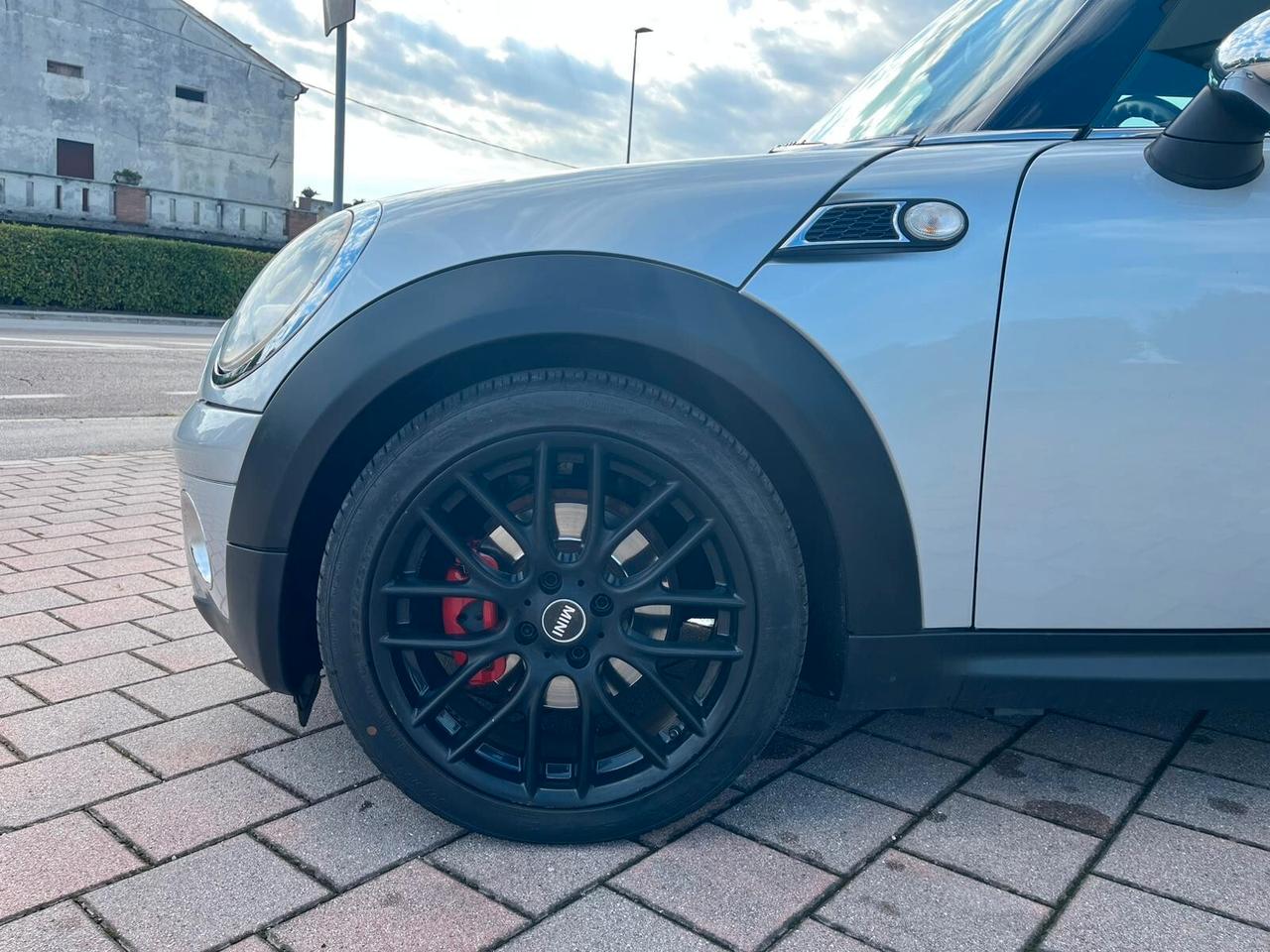 Mini Cooper D 1.6 110Cv
