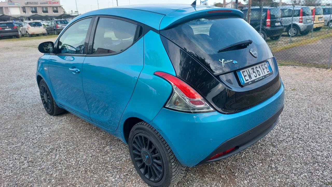 Lancia Ypsilon 1.2 69 CV 5 porte Elefantino