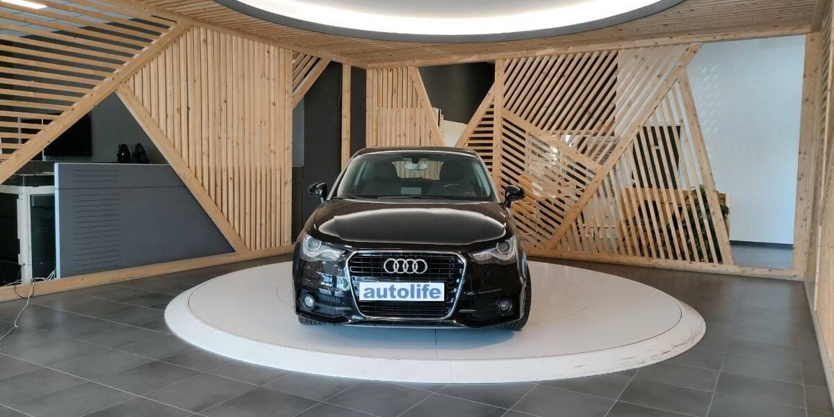 Audi A1 1.6 tdi Attraction 105cv