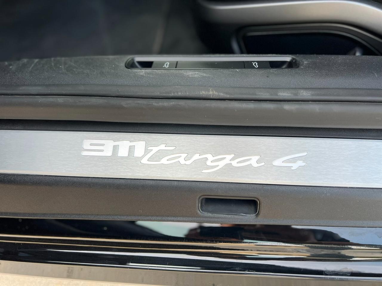 Porsche 911 Targa 4 3.0 385CV UNIPRO IVA ESPOSTA UNICA