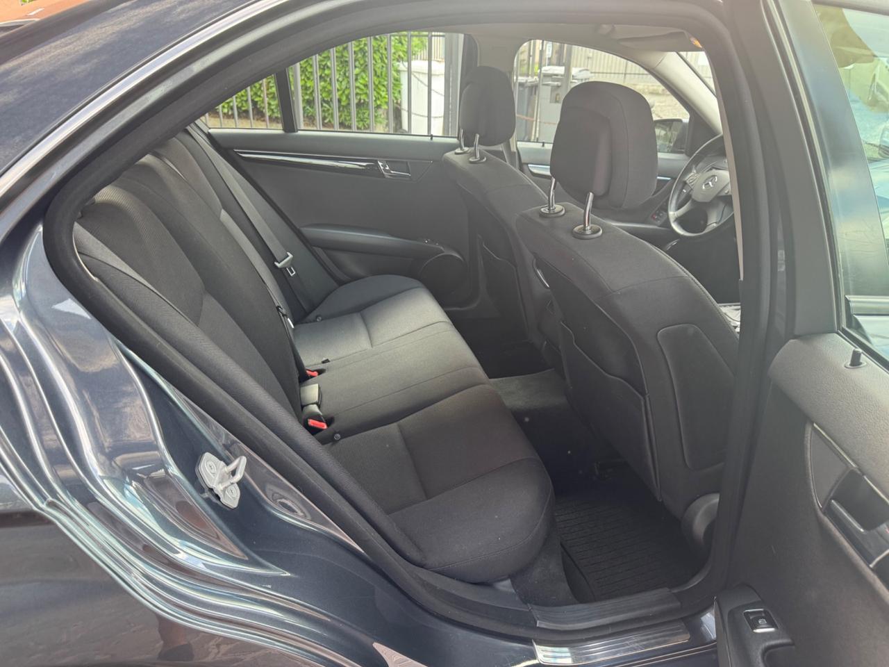 Mercedes-benz C 220 CDI BlueEFFICIENCY Executive