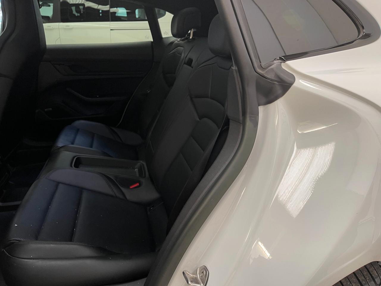 Porsche Taycan 4 Cross Turismo-LEGGI SOTTO