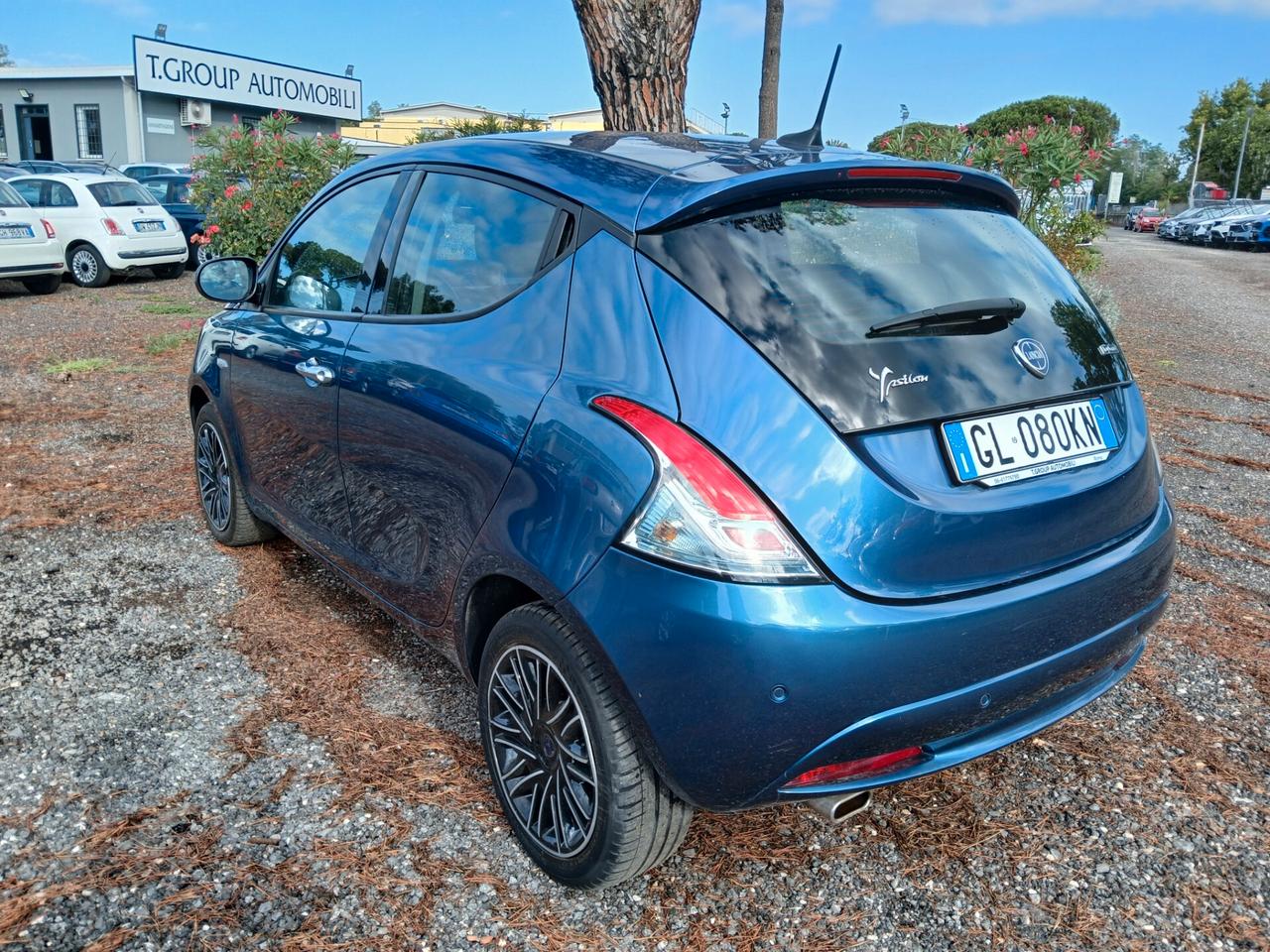 Lancia Ypsilon 1.0 FireFly 5p S&S Hybryd Gold