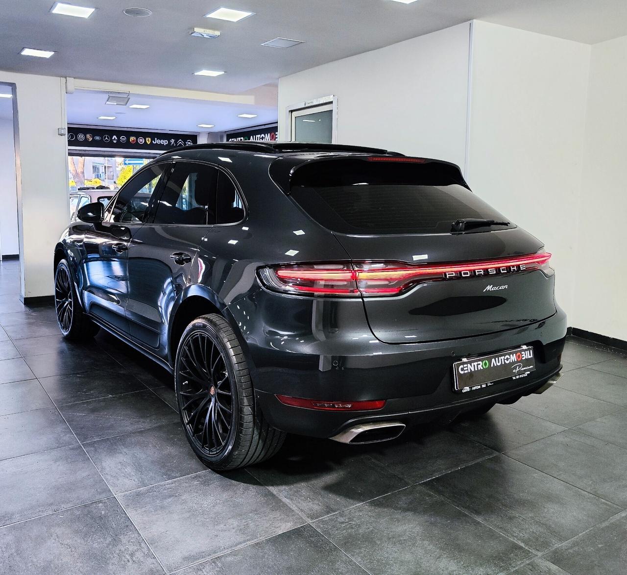 Porsche Macan 2.0 245cv Tetto Led