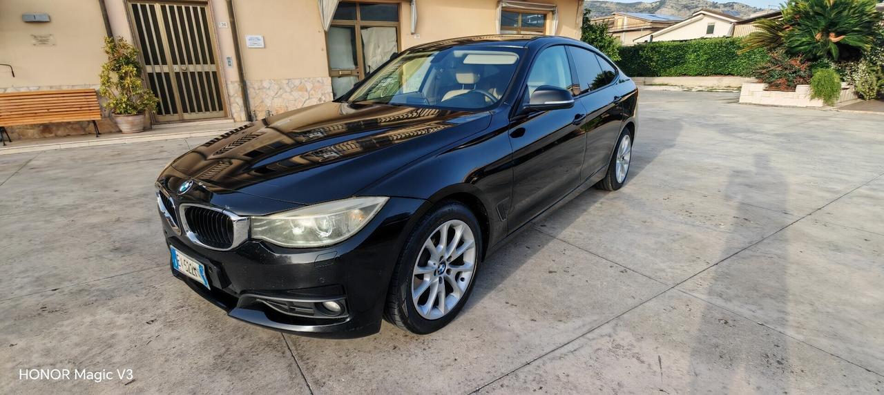 Bmw 3er Gran Turismo 320d PELLE NAVI LED XENON
