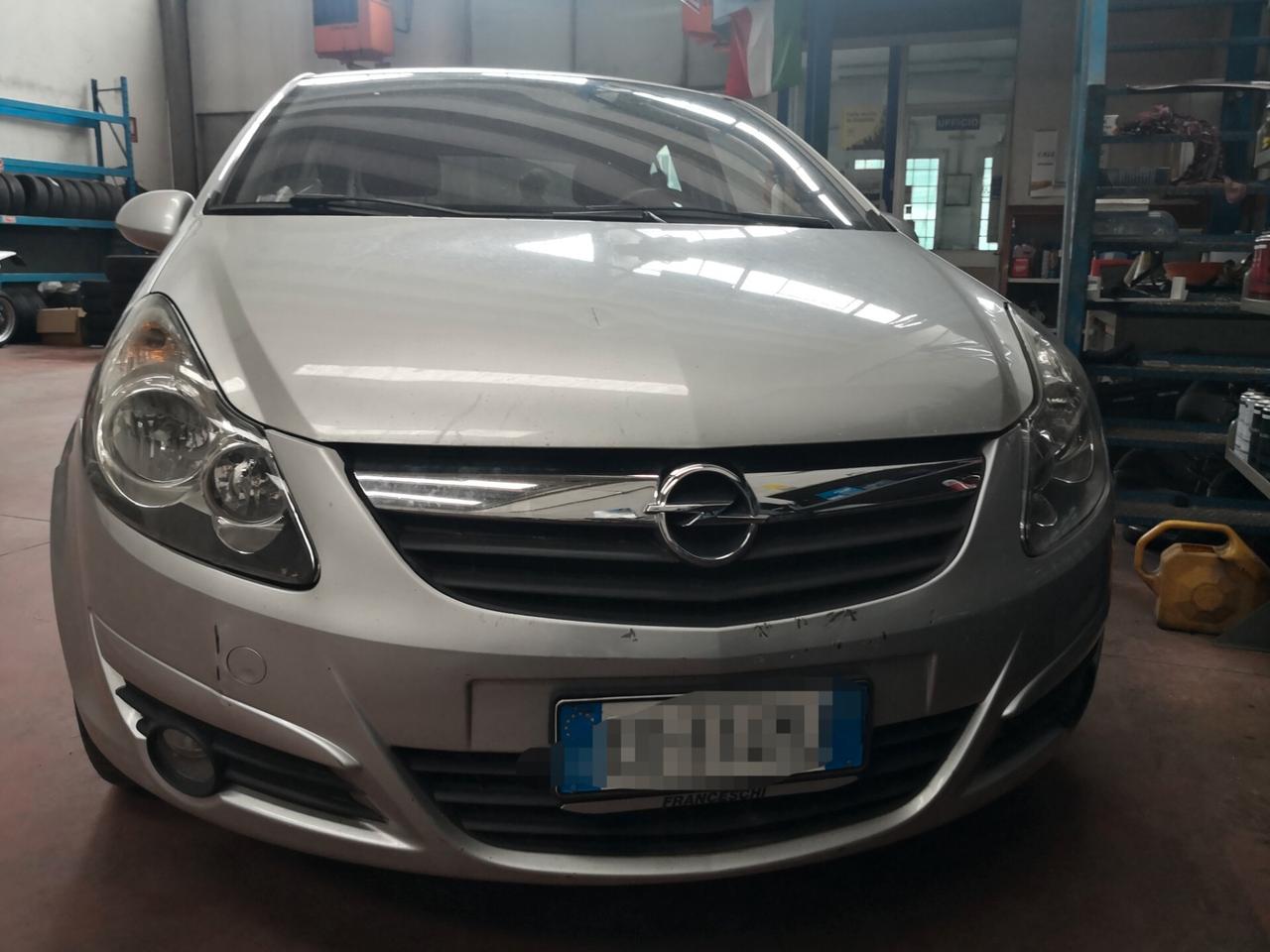 Opel Corsa 1.3 CDTI motore con problemi