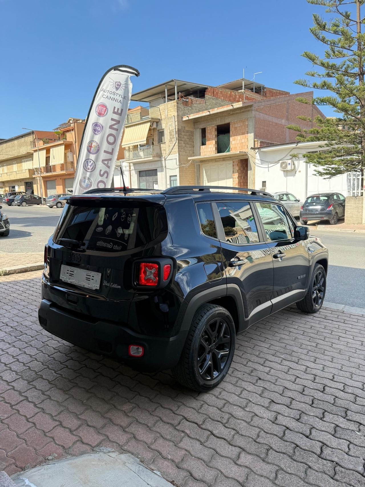 Jeep Renegade 1.6 Mjt 120 CV Black Edition