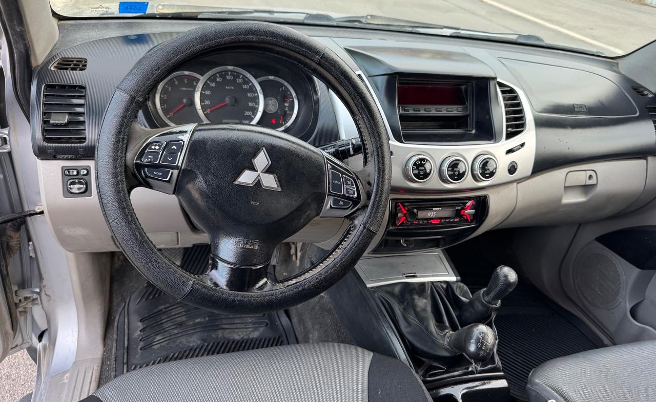 Mitsubishi L200 2.5 DI-D/136CV Double Cab Intense