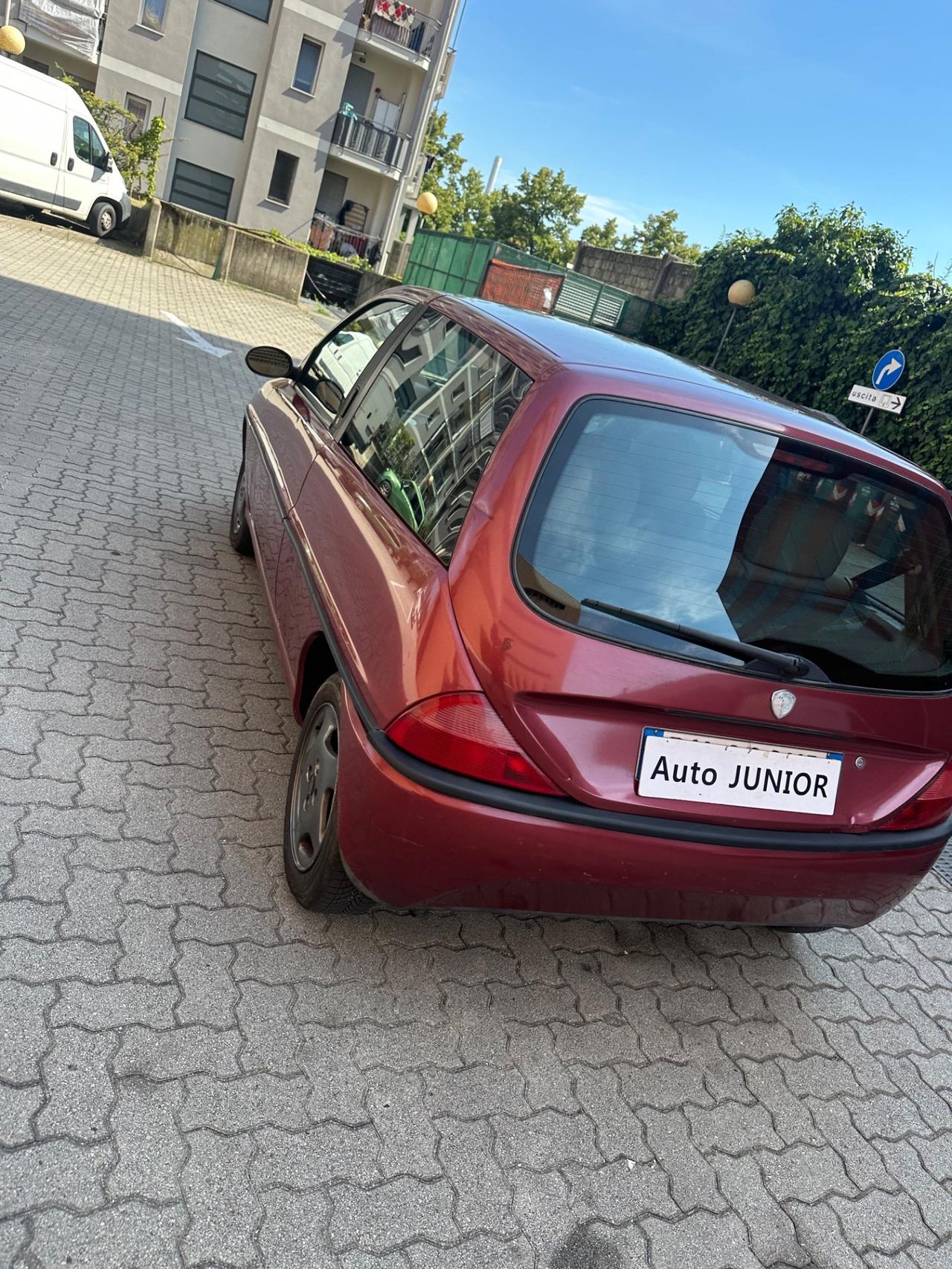 Lancia Y 1.2i 16V cat LS
