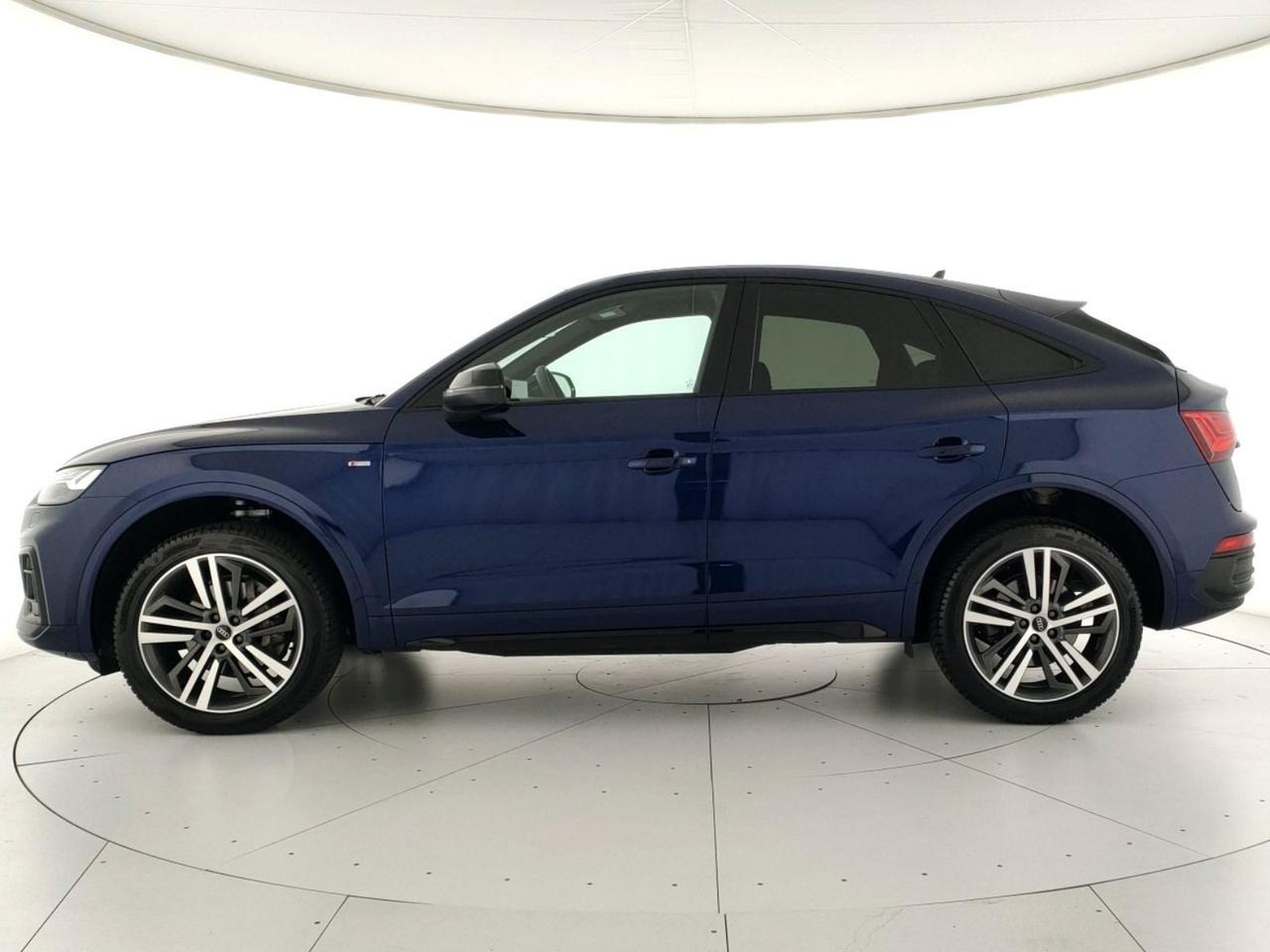 Audi Q5 sportback 40 2.0 tdi mhev 12v s line plus quattro s-tronic