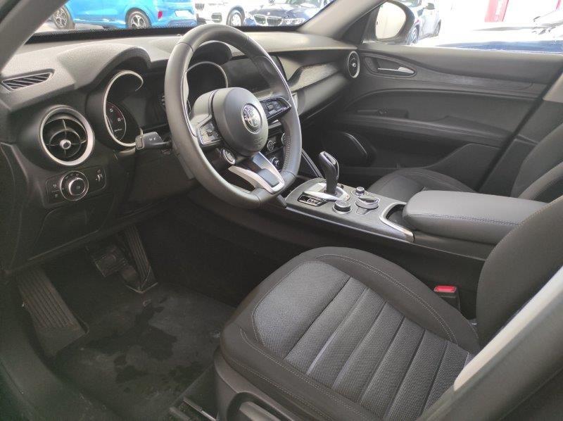 ALFA ROMEO Stelvio - Stelvio 2.2 Turbodiesel 190 CV AT8 Q4 Business