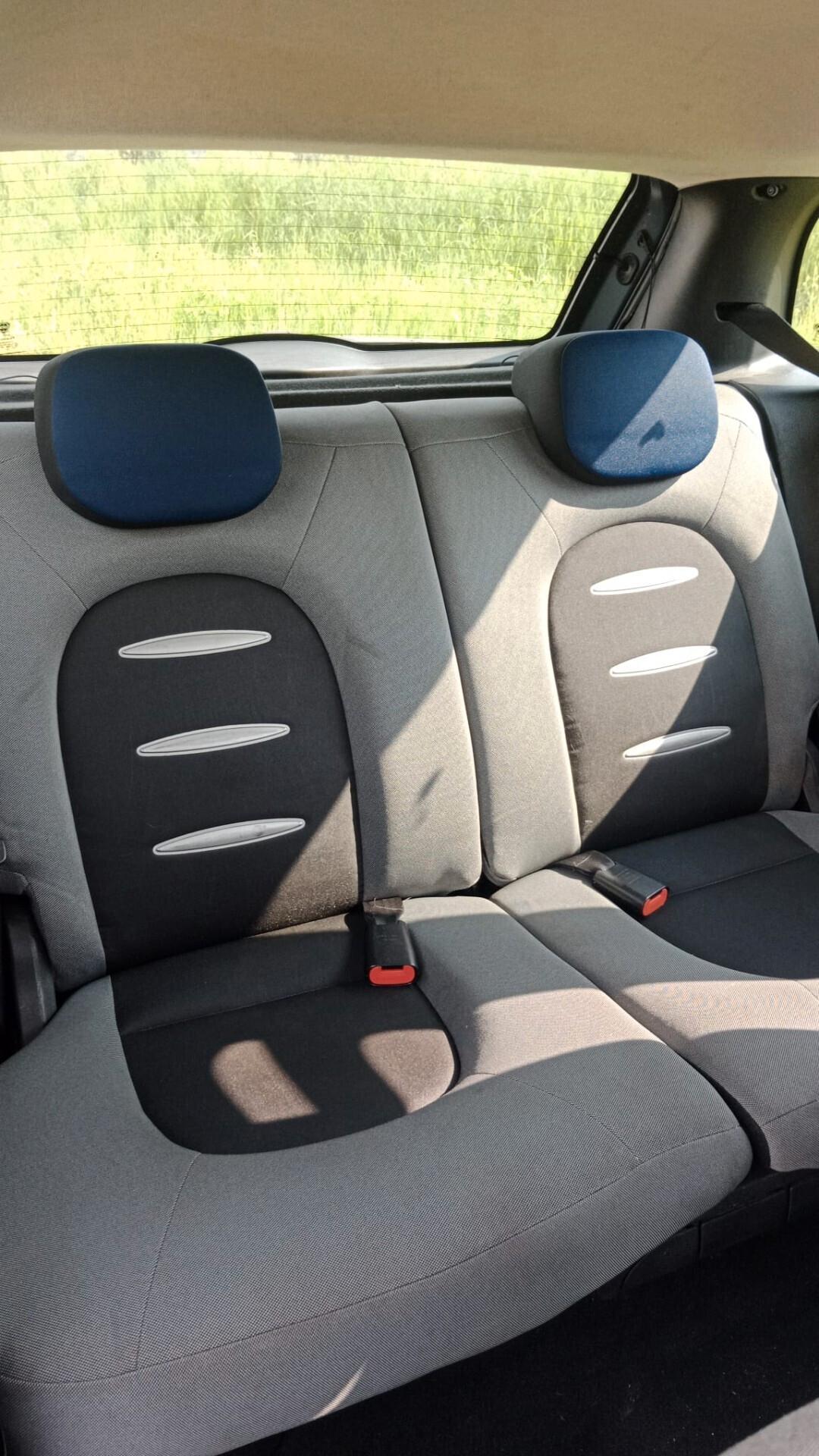 Lancia Ypsilon 1.4 Oro