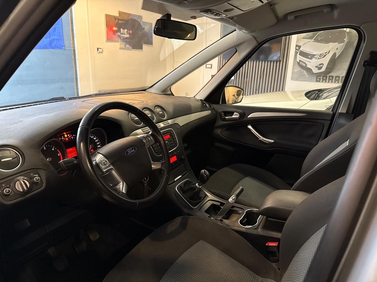 Ford Galaxy 2.0d 7 POSTI ANNO 2012