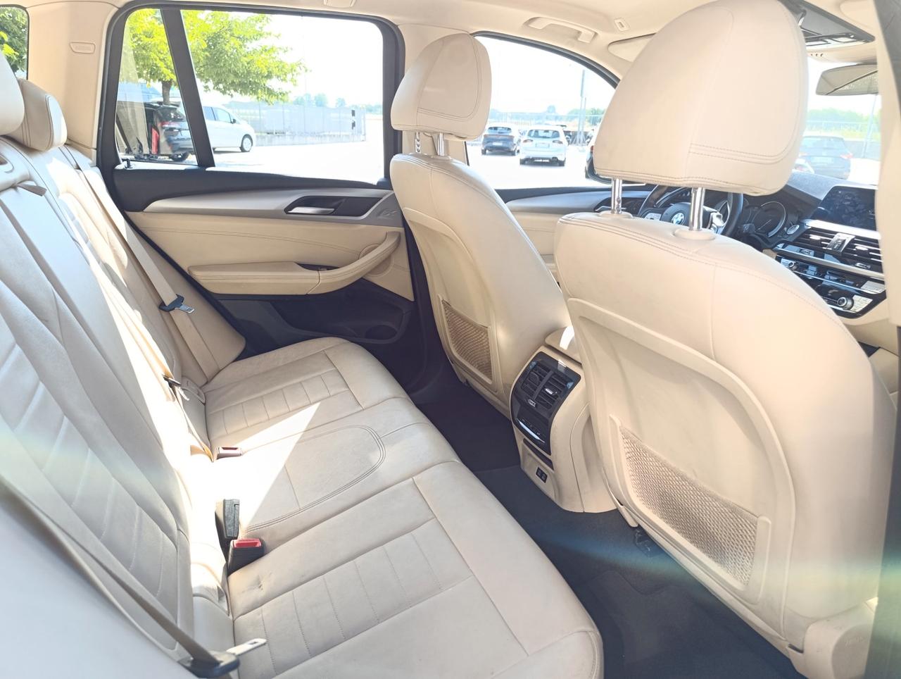 BMW X3 xdrive20d mhev 48V Business Advantage auto