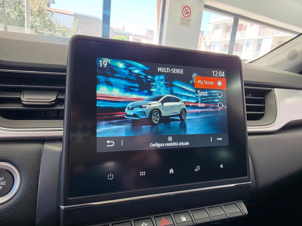 Renault Captur TCe 90CV Techno 2024 34000km