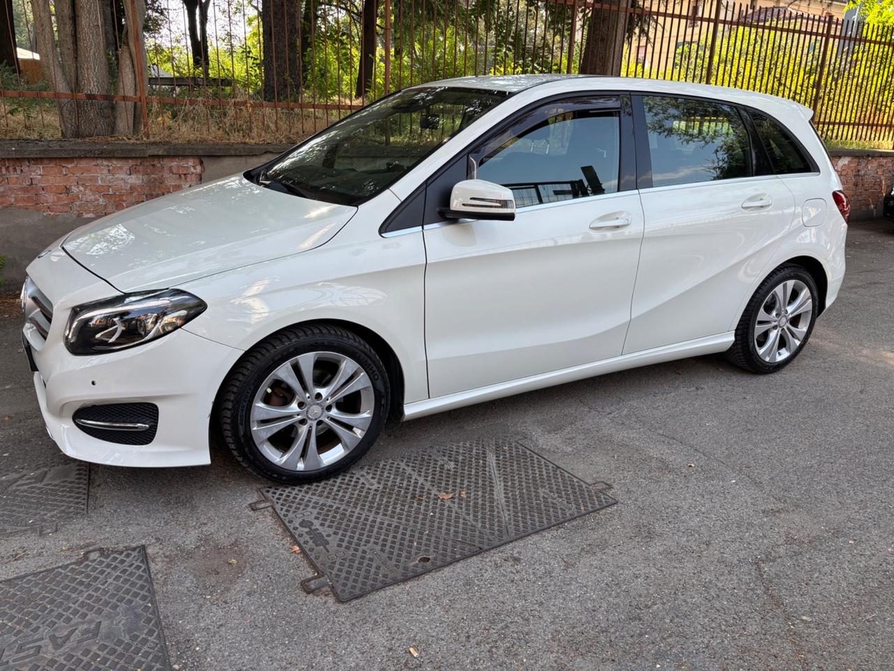 Mercedes-benz B 180 d Automatic Premium