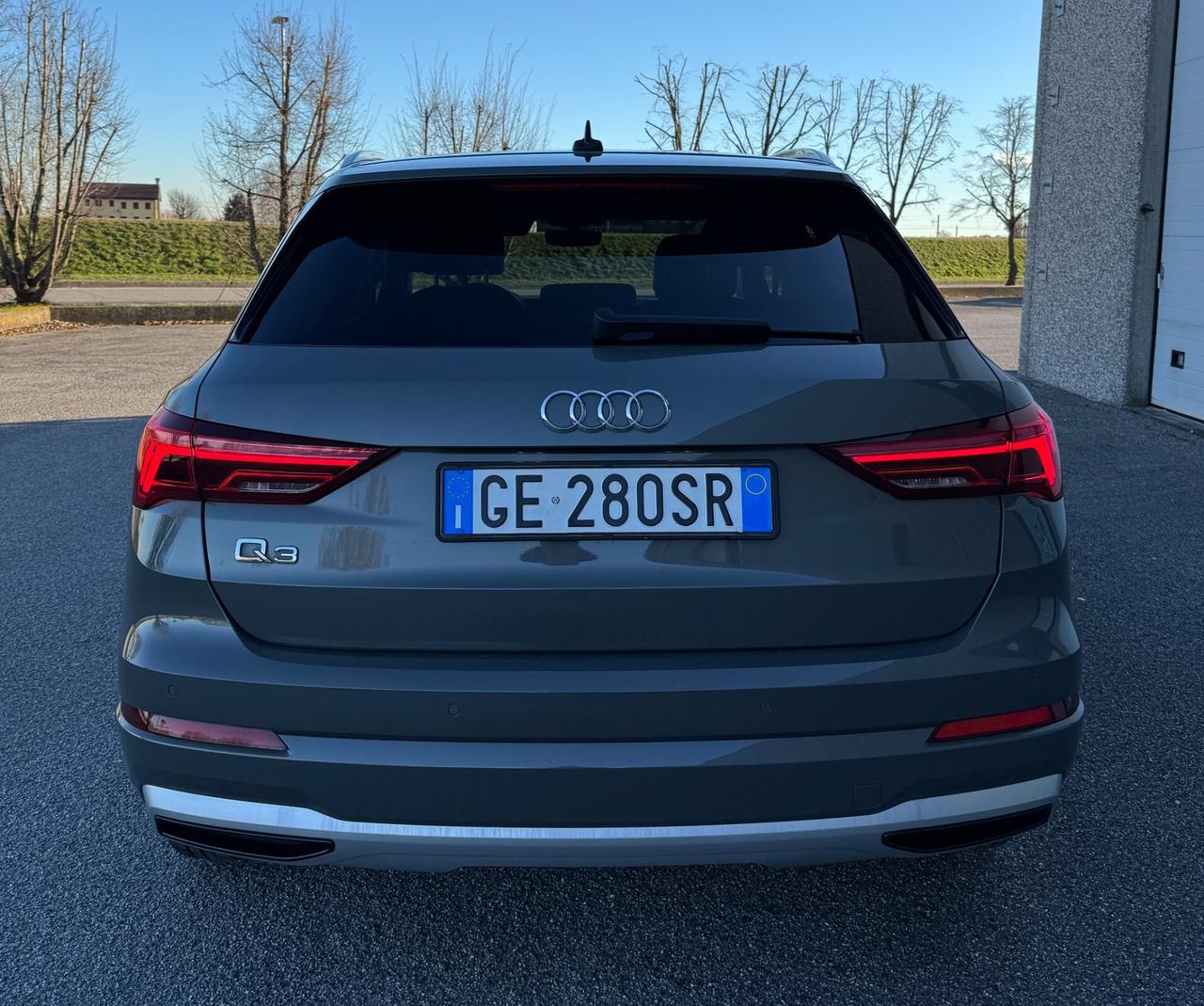 Audi Q3 35 TFSI S tronic Business