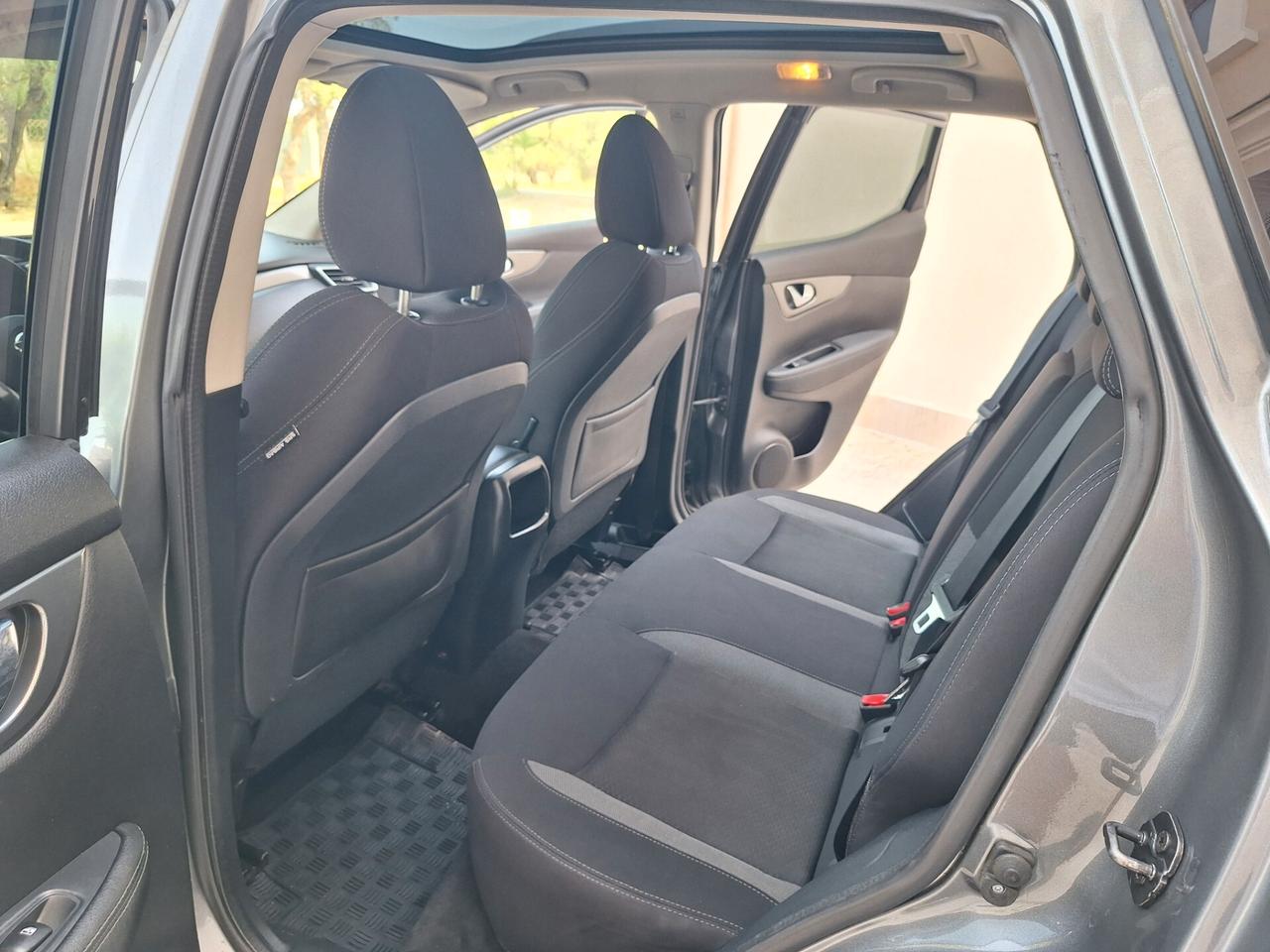 Nissan Qashqai 1.5 dCi Tekna"NAVI,TETTO"