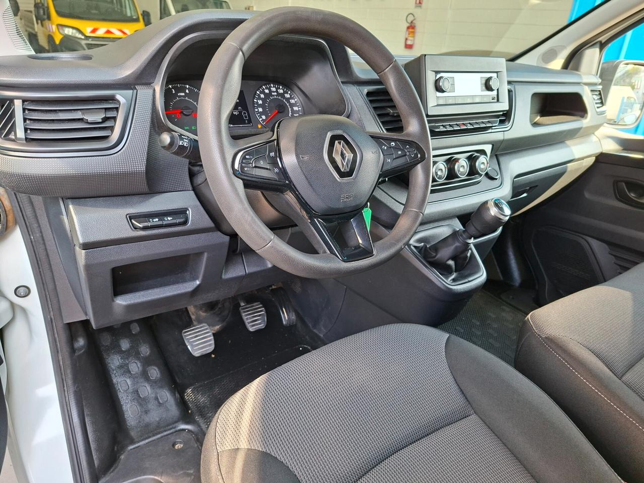 Renault Trafic 2.0 dCi 110CV - 1 PROPRIETARIO - PREZZO + IVA 22 %