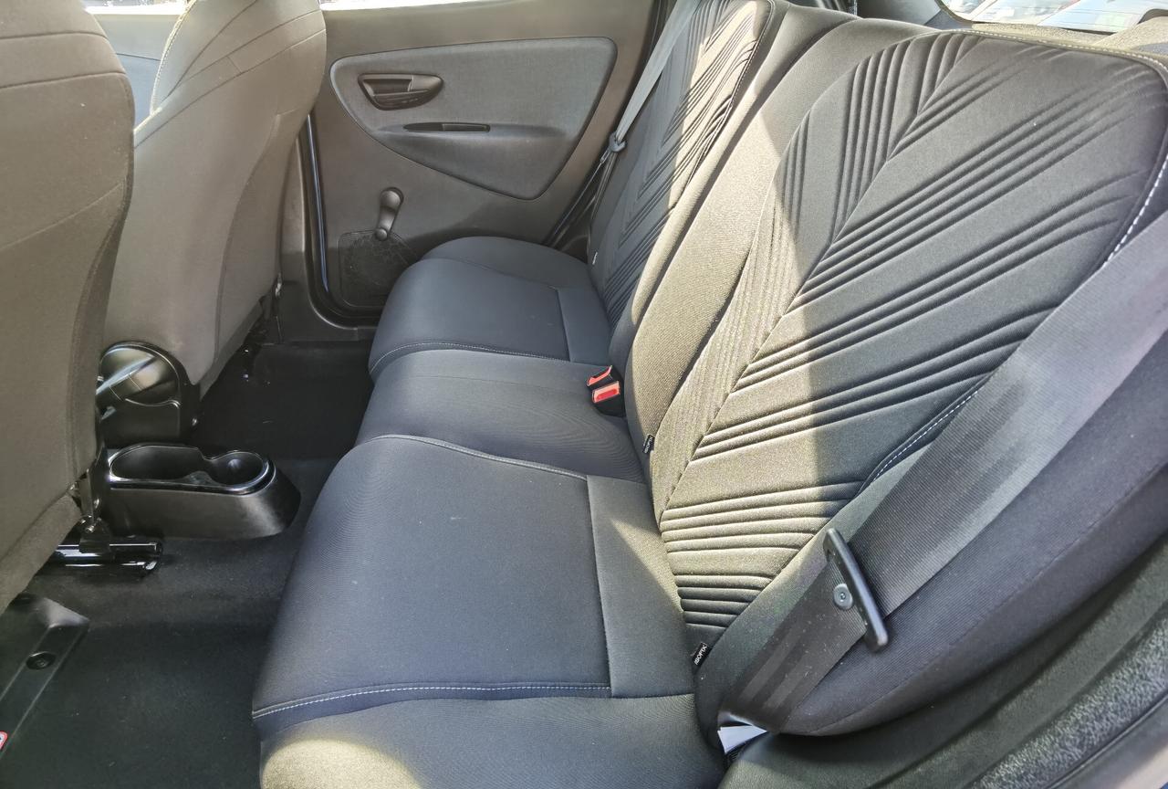 Lancia Ypsilon 1.0 FireFly 5P Hy Ecochic Gold