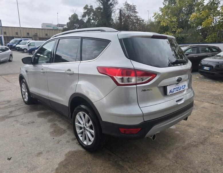 Ford Kuga 2.0 TDCI 120 CV S&S 2WD Titanium
