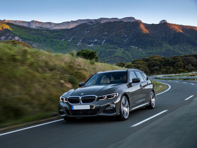 BMW 318 d 48V Touring *XENO/PDC/NAVI*