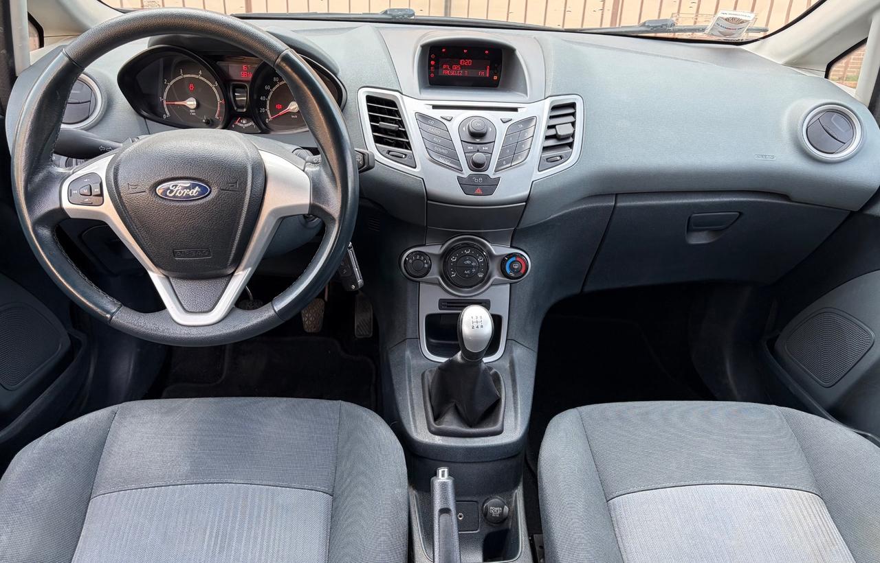 Ford Fiesta 1.2 82CV