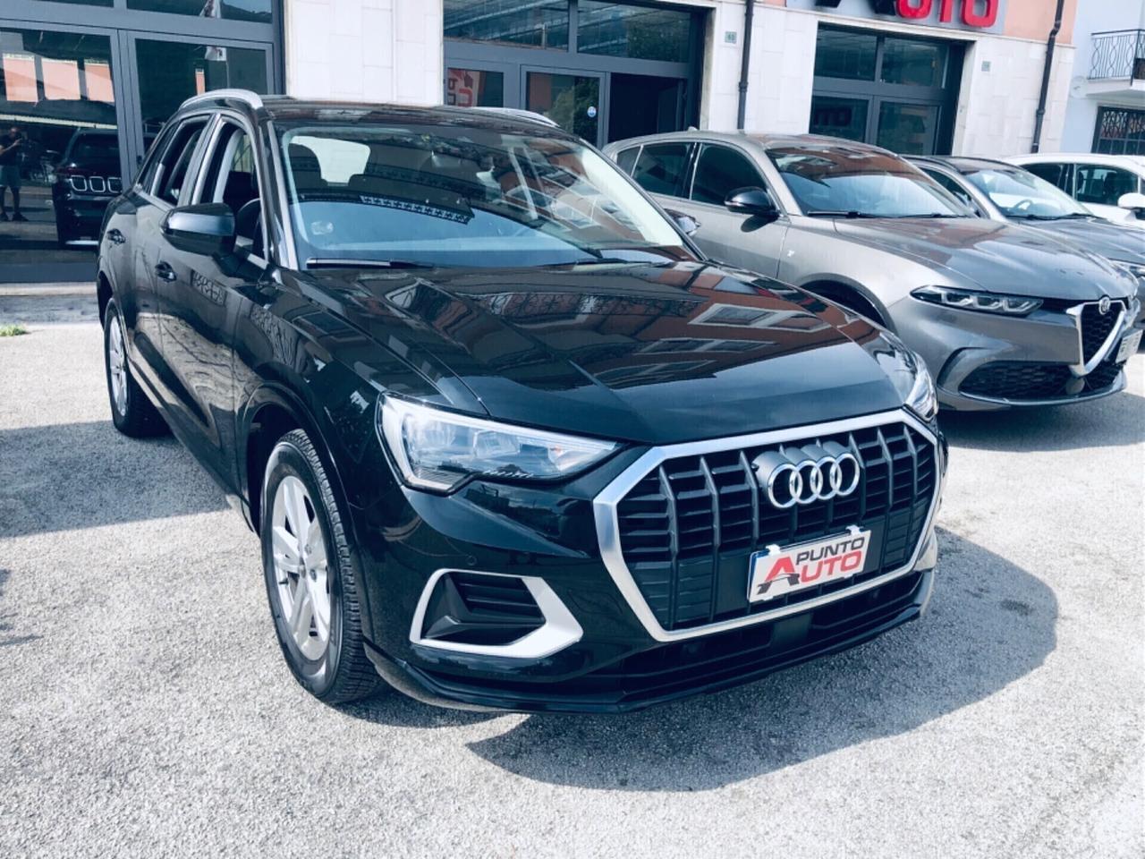 Audi Q3 35 TDI S tronic Business plus