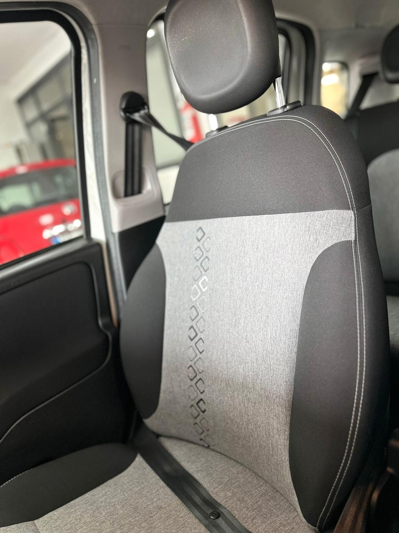 Fiat Panda 1.2 EasyPower Lounge 69cv 2019