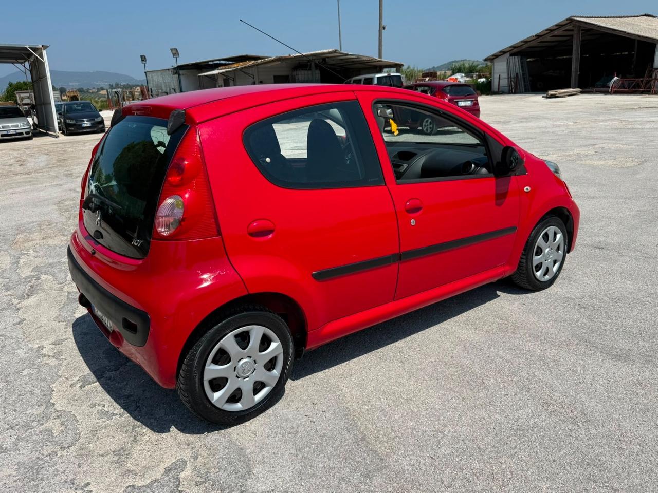 Peugeot 107 1.0 Benzina NEOPATENTATI UNIPROPRIETÀ