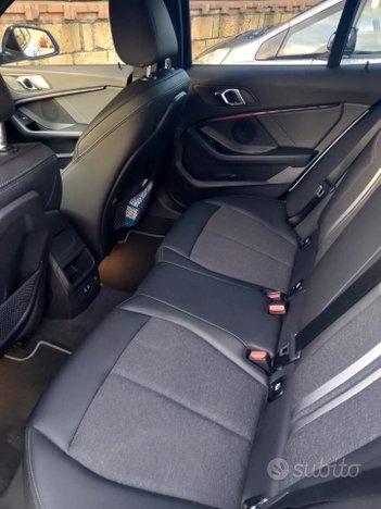 Bmw 116 116d 5p. Msport