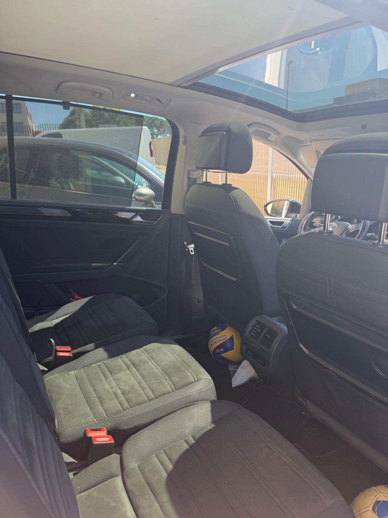 Volkswagen Touran 2.0 TDI 150 CV 7 posti Perfetta 2015