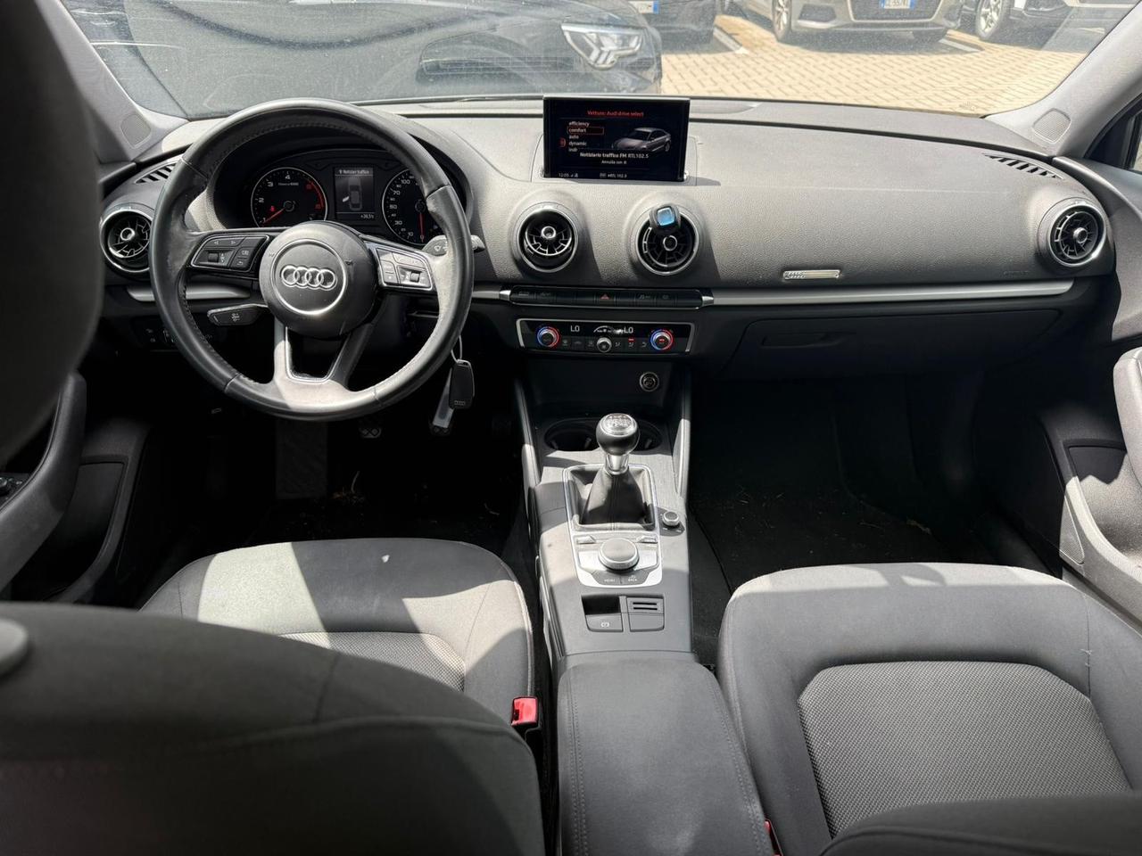 Audi A3 Sedan 30 TDI Admired