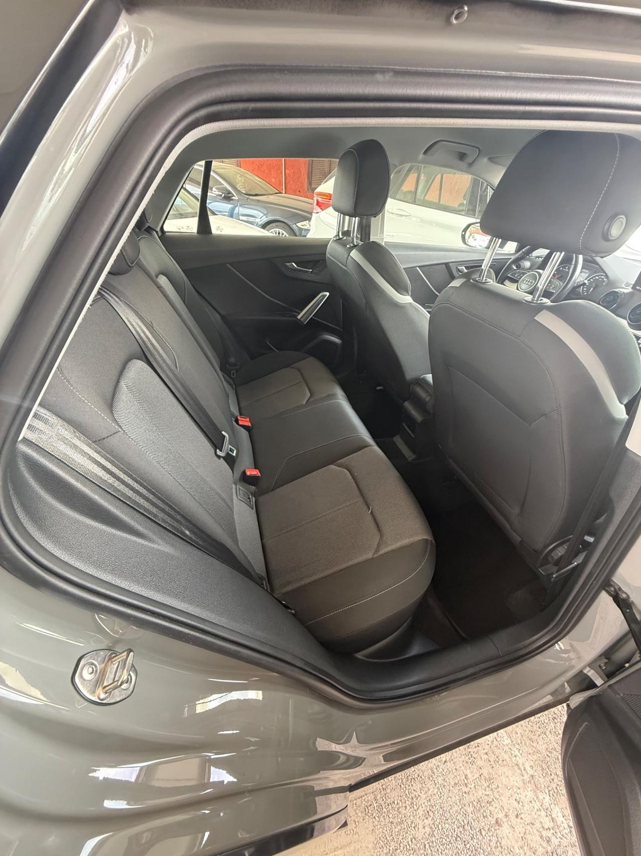 Q2 1.6 TDI S tronic Sport-sline-unipro-E6-rate