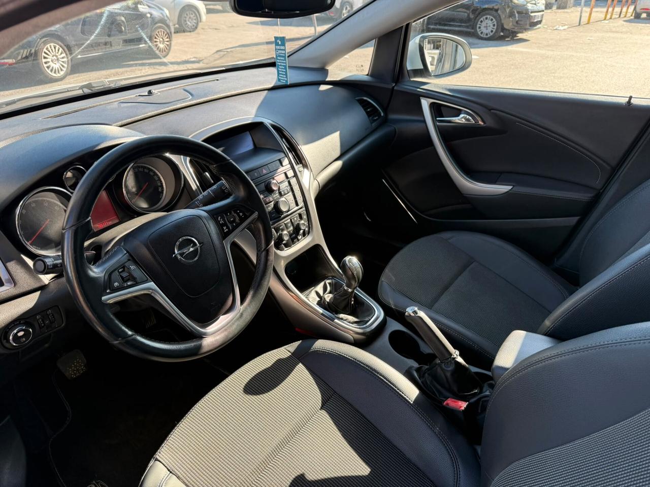 Opel Astra 1.4 Turbo 140CV GPL Cosmo