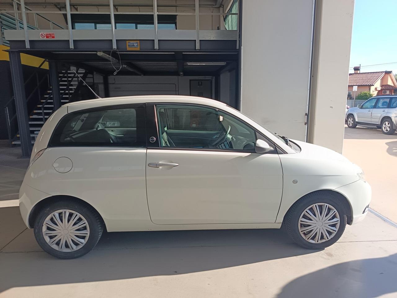 Lancia Ypsilon 1.4 Oro Ecochic GPL